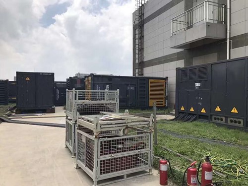 钦北除了定期检查，还有哪些方法可以及时发现接触式转速表探头的磨损？