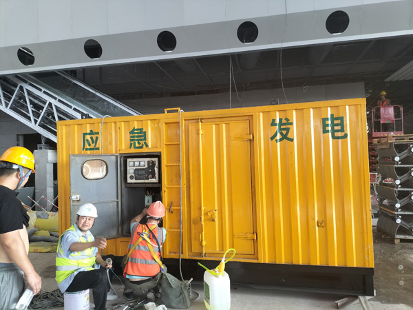 钦北怎样判断空气滤清器是否需要更换？